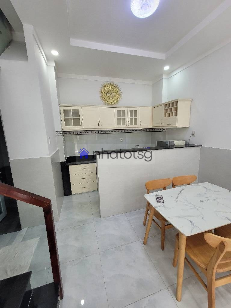 Hẻm xe hơi gần mặt tiền Đường Số 8, thông Lê Văn Thọ, Thống Nhất, Nguyễn Văn Khối , Phạm Văn Chiêu, với công viên Làng Hoa.