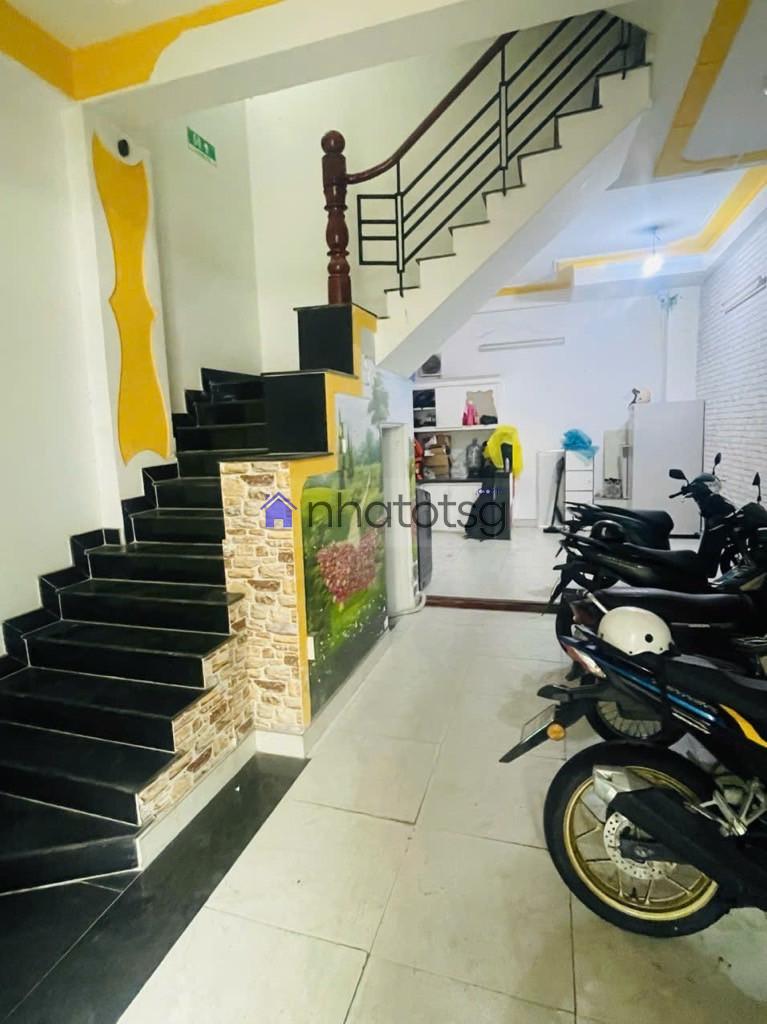 CHDV HẺM XE TẢI GÒ VẤP - 6 PHÒNG KHÉP KÍN - CHO THUÊ 24 TRIỆU - KHU NỘI BỘ -  4 TẦNG