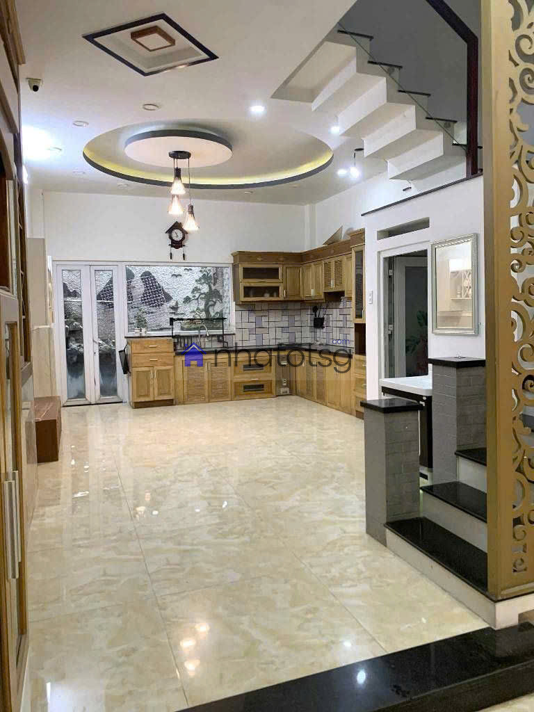 Hẻm Xe Hơi An Ninh - Trung Tâm Gò Vấp - Tặng Nội Thất Gỗ Xịn Xò - Không Lộ Giới.