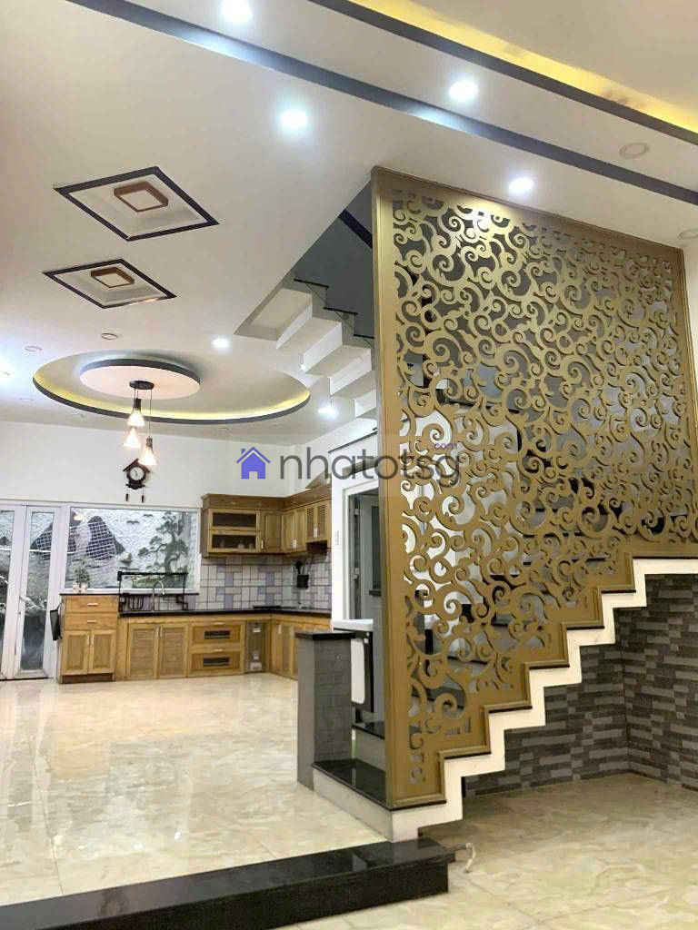 Hẻm Xe Hơi An Ninh - Trung Tâm Gò Vấp - Tặng Nội Thất Gỗ Xịn Xò - Không Lộ Giới.