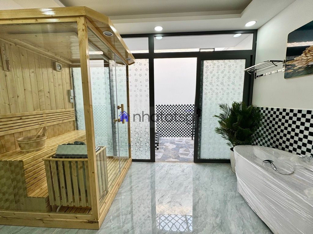 HẺM XE HƠI - 5 TẦNG BTCT + THANG MÁY - MỚI FULL NỘI THẤT - SÁT BÊN BỜ KÈ THAM LƯƠNG