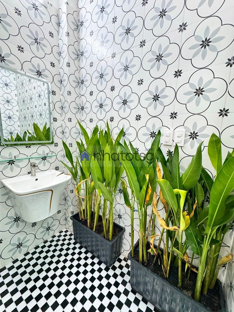 HẺM XE HƠI - 5 TẦNG BTCT + THANG MÁY - MỚI FULL NỘI THẤT - SÁT BÊN BỜ KÈ THAM LƯƠNG