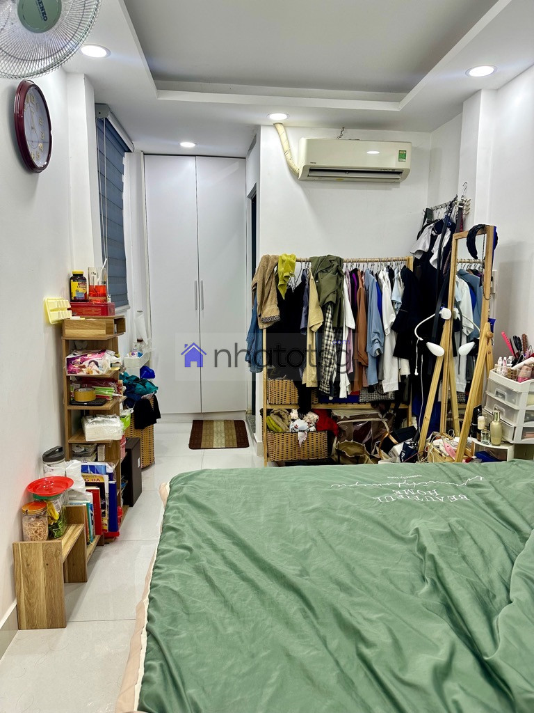 NHỎ ĐẸP - ĐẦY ĐỦ CÔNG NĂNG - HẺM TRƯỚC NHÀ 3M - 2TẦNG