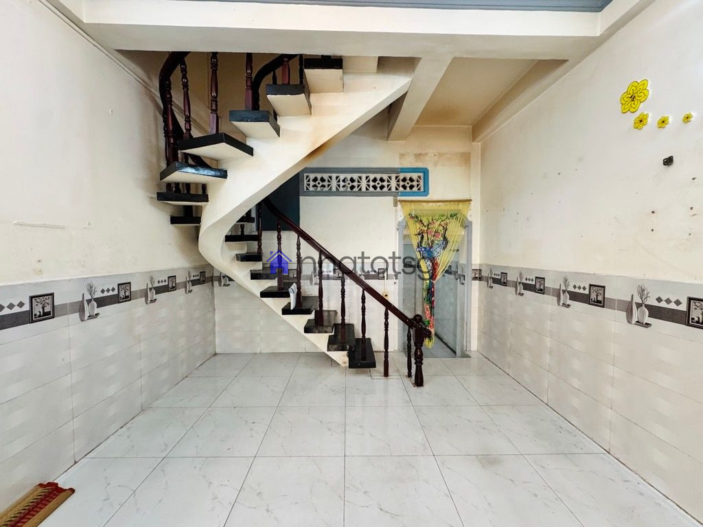 2 TẦNG ĐÚC - HẺM XE HƠI 8M THÔNG - KINH DOANH