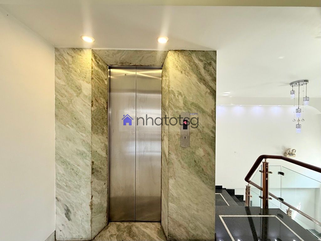 BIỆT THỰ LÔ GÓC, HẺM XE TẢI TRÁNH, KHÔNG LỘ GIỚI - THANG MÁY