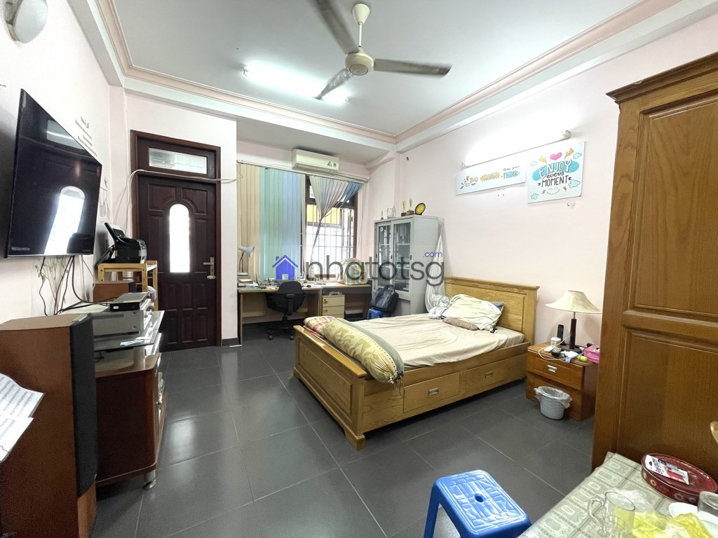 HẺM XE HƠI - 5 TẦNG BTCT - NHÀ CÓ THANG MÁY