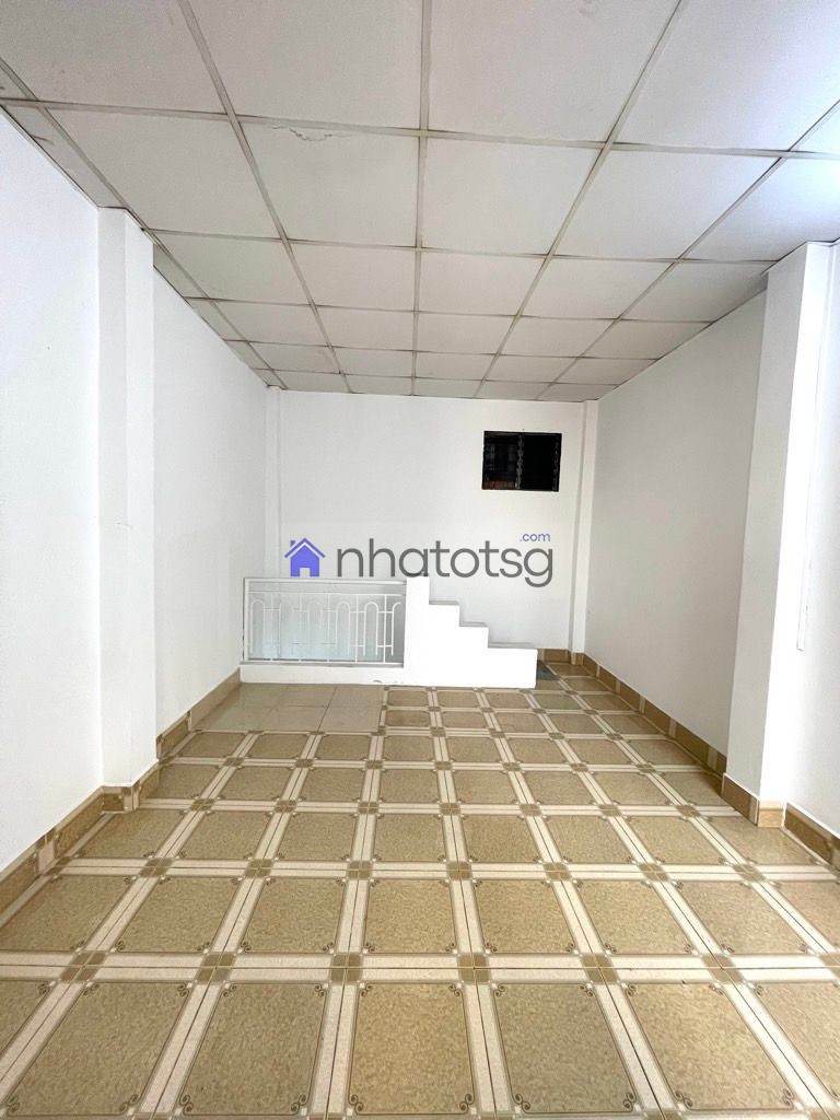 Ô TÔ KiA TỚI NHÀ - SỔ NỞ HẬU NHẸ.