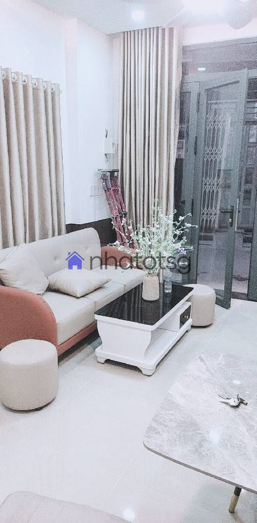 SIÊU PHẨM CỰC ĐẸP. LÔ GỐC HẺM 2MT XE HƠI THÔNG. NỘI THẤT ĐẦY ĐỦ VÀ CAO CẤP.