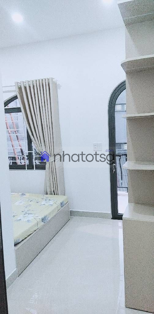 SIÊU PHẨM CỰC ĐẸP. LÔ GỐC HẺM 2MT XE HƠI THÔNG. NỘI THẤT ĐẦY ĐỦ VÀ CAO CẤP.