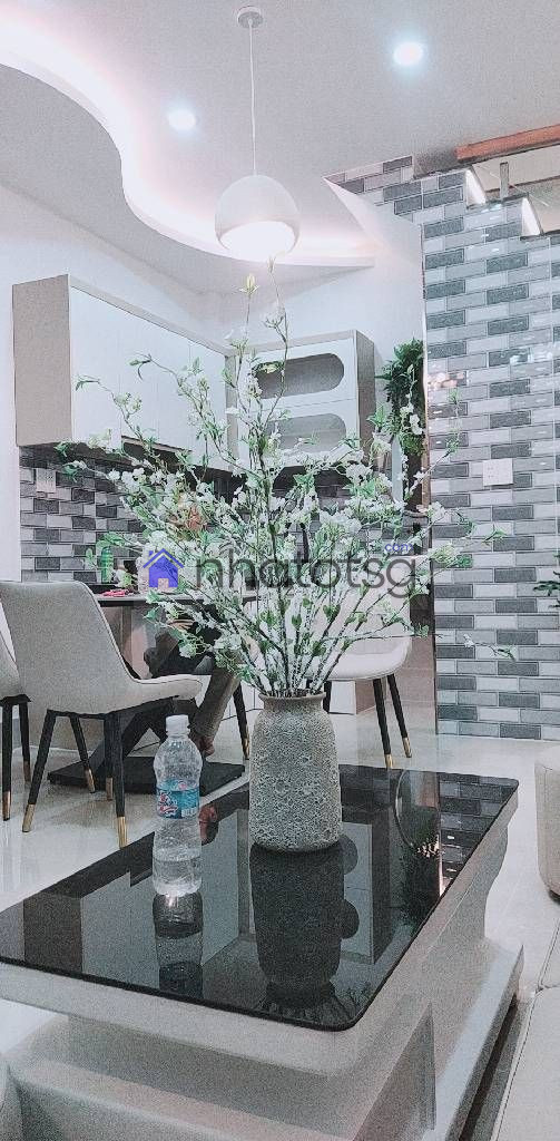 SIÊU PHẨM CỰC ĐẸP. LÔ GỐC HẺM 2MT XE HƠI THÔNG. NỘI THẤT ĐẦY ĐỦ VÀ CAO CẤP.