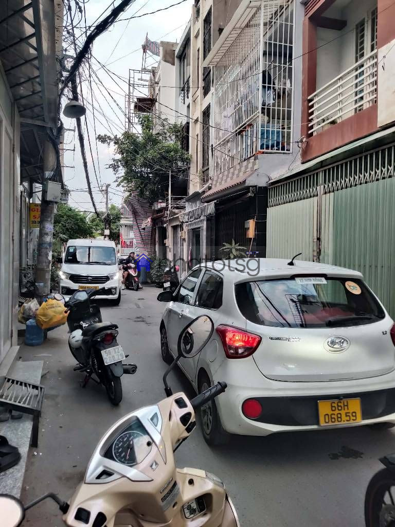 SIÊU PHẨM CỰC ĐẸP. LÔ GỐC HẺM 2MT XE HƠI THÔNG. NỘI THẤT ĐẦY ĐỦ VÀ CAO CẤP.