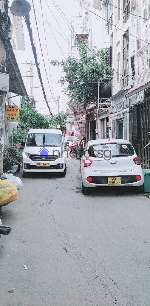 SIÊU PHẨM CỰC ĐẸP. LÔ GỐC HẺM 2MT XE HƠI THÔNG. NỘI THẤT ĐẦY ĐỦ VÀ CAO CẤP.