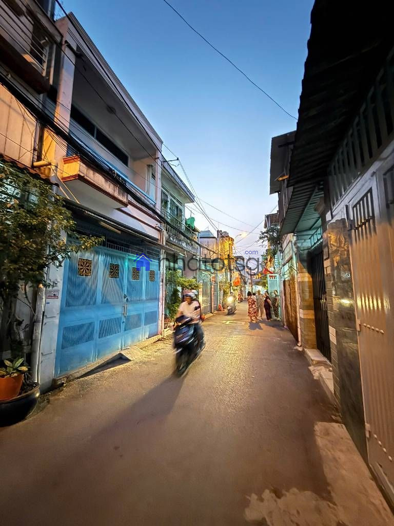 HXH THÔNG, VỊ TRÍ CỰC ĐẸP. GẦN EMART2, GẦN CHỢ TÂN SƠN.