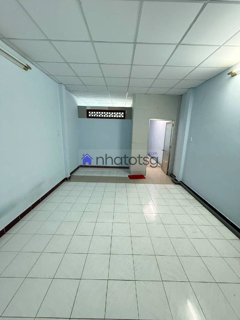 HXH THÔNG, VỊ TRÍ CỰC ĐẸP. GẦN EMART2, GẦN CHỢ TÂN SƠN.