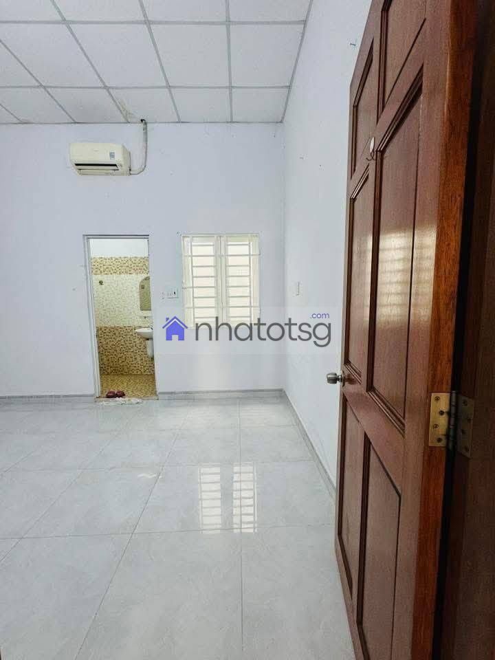 TRUNG TÂM THƯƠNG MẠI SIÊU THỊ EMART 2.