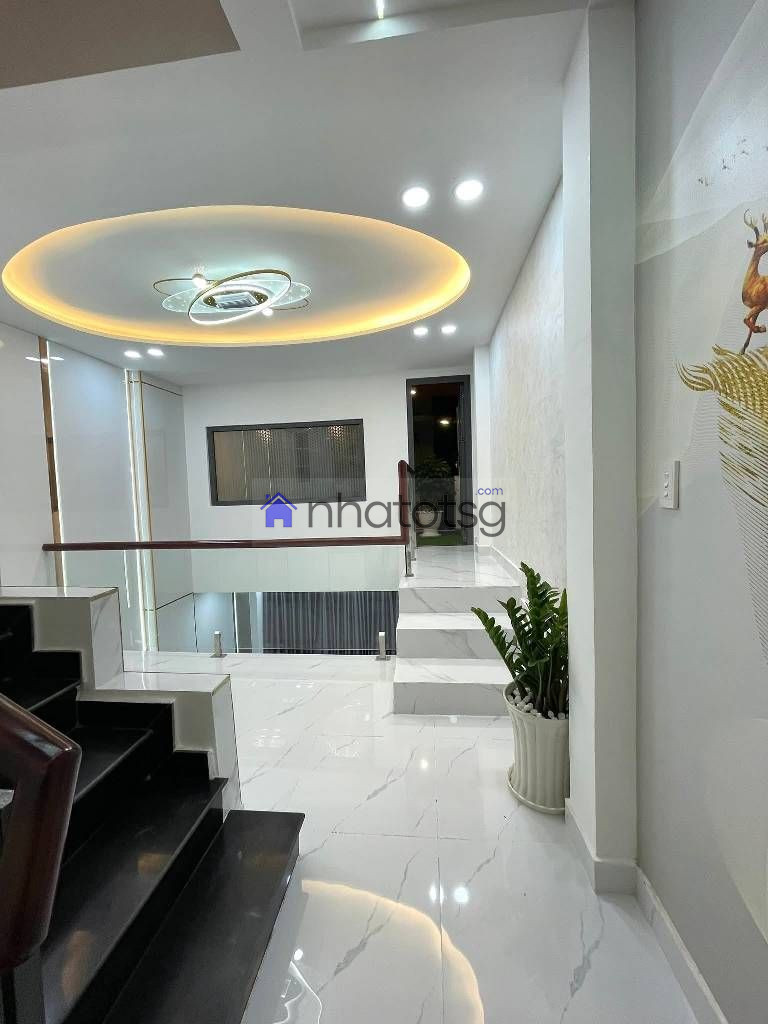 HẺM THOÁNG – TẶNG FULL NỘI THẤT – GẦN CV LÀNG HOA.