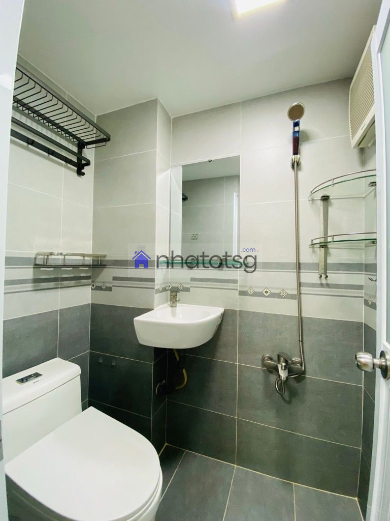 NHÀ ĐẸP CHO GIA ĐÌNH NHỎ VÀ CÁC EM SINH VIÊN LÊN SÀI GÒN HỌC