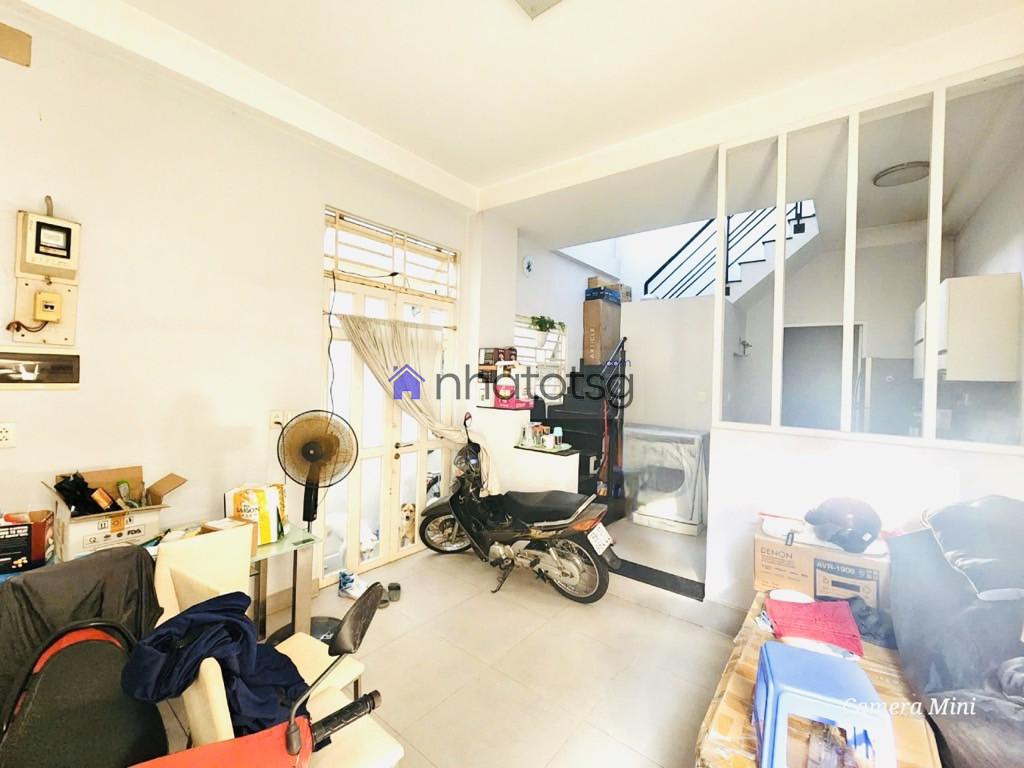 NHÀ ĐẸP 2 MẶT TIỀN HẺM XE TẢI, NỞ HẬU TÀI LỘC.