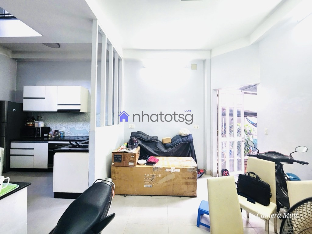 NHÀ ĐẸP 2 MẶT TIỀN HẺM XE TẢI, NỞ HẬU TÀI LỘC.