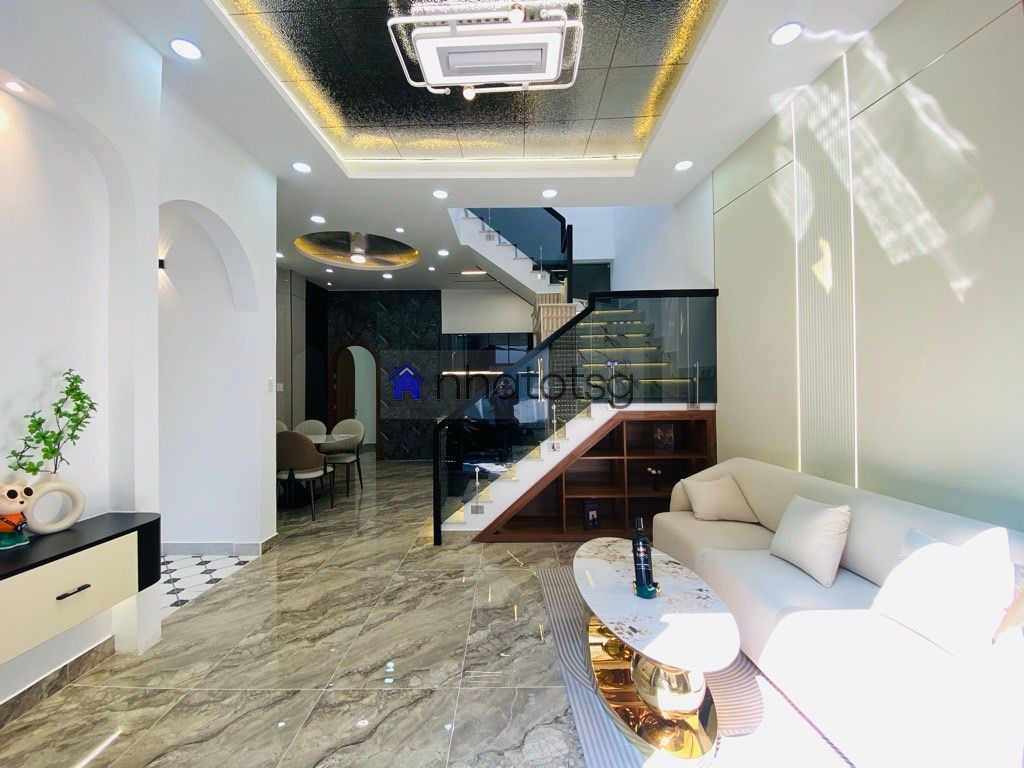 SIÊU PHẨM NHÀ MỚI ĐẸP FULL NỘI THẤT, HẺM THÔNG TỨ TUNG.