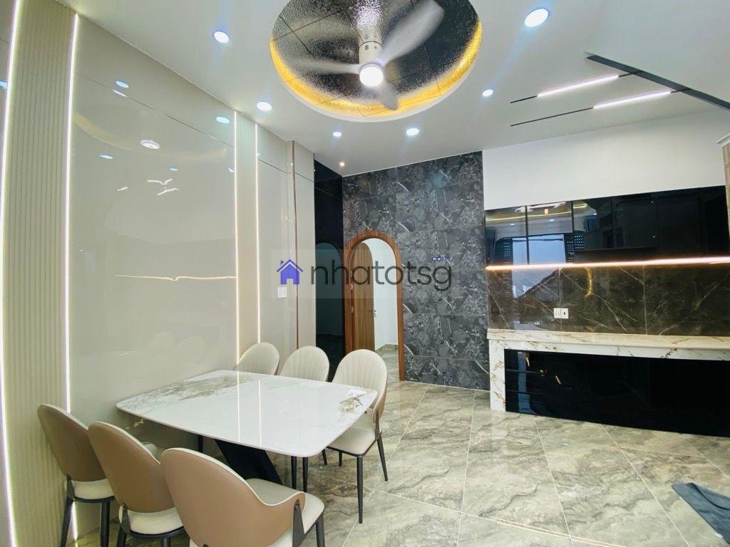 SIÊU PHẨM NHÀ MỚI ĐẸP FULL NỘI THẤT, HẺM THÔNG TỨ TUNG.