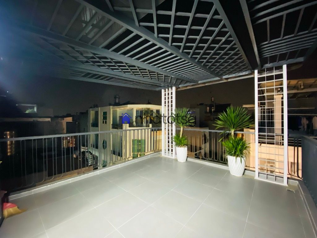 SIÊU PHẨM NHÀ MỚI ĐẸP FULL NỘI THẤT, HẺM XE TẢI, XE HƠI NGỦ TRONG NHÀ, NỞ HẬU.