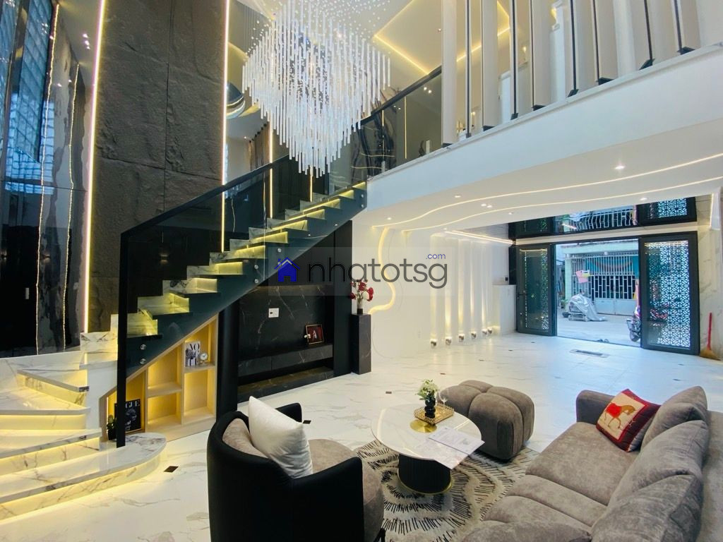 SIÊU PHẨM NHÀ MỚI ĐẸP FULL NỘI THẤT, XE HƠI NGỦ TRONG NHÀ, NỞ HẬU TÀI LỘC, KHU VIP NHÀ CAO TẦNG.