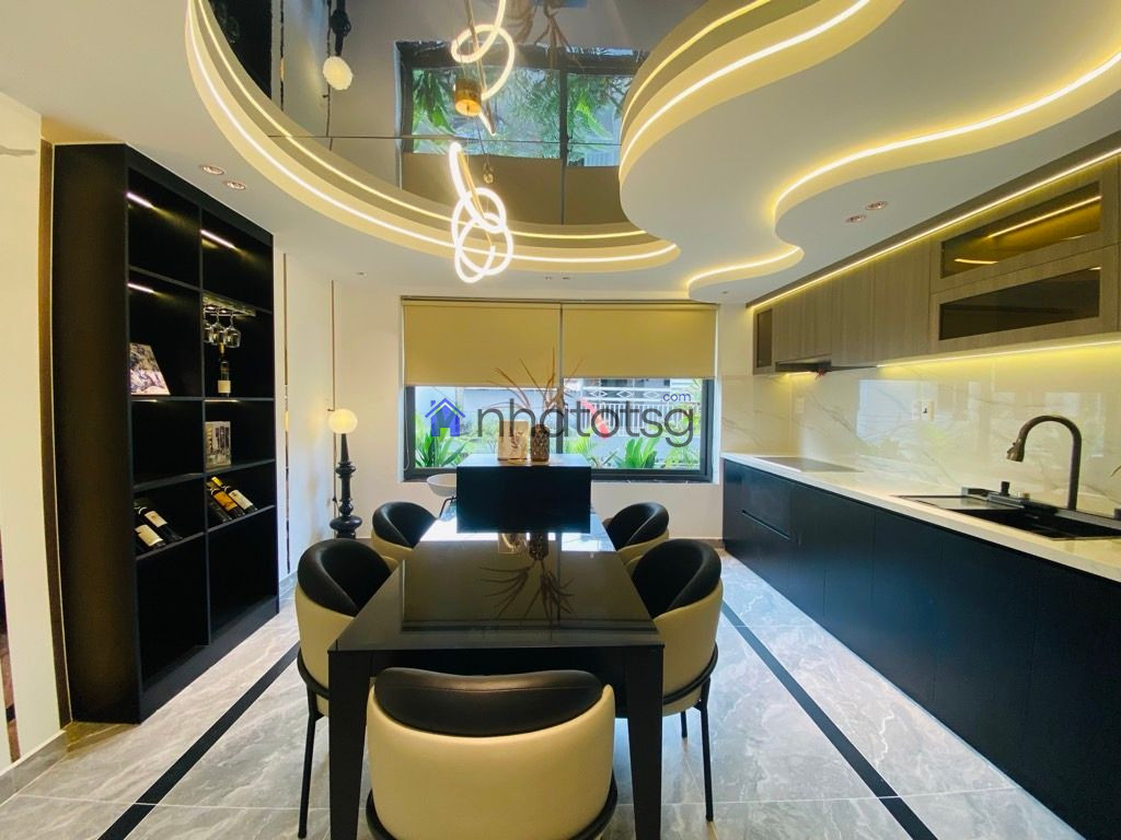 SIÊU PHẨM NHÀ MỚI ĐẸP FULL NỘI THẤT, XE HƠI NGỦ TRONG NHÀ, NỞ HẬU TÀI LỘC, KHU VIP NHÀ CAO TẦNG.