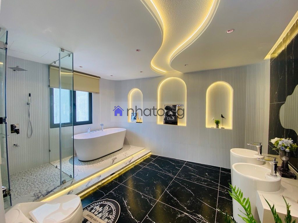 SIÊU PHẨM NHÀ MỚI ĐẸP FULL NỘI THẤT, XE HƠI NGỦ TRONG NHÀ, NỞ HẬU TÀI LỘC, KHU VIP NHÀ CAO TẦNG.