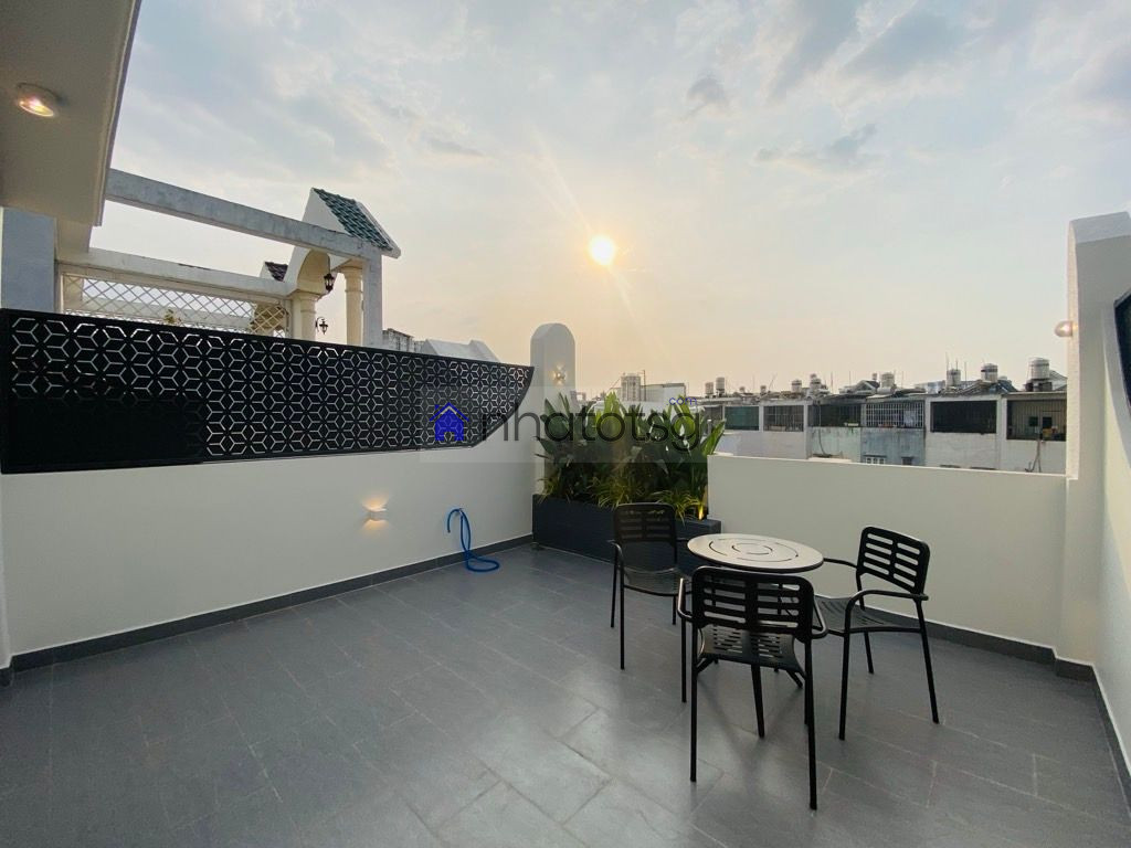 SIÊU PHẨM NHÀ MỚI ĐẸP FULL NỘI THẤT, XE HƠI NGỦ TRONG NHÀ, NỞ HẬU TÀI LỘC, KHU VIP NHÀ CAO TẦNG.