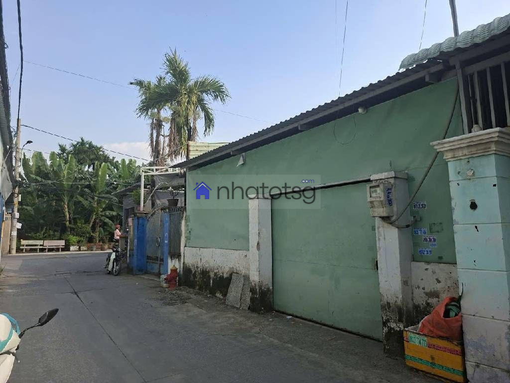 VỊ TRÍ ĐẸP GẦN TRƯỜNG HỌC GẦN CHỢ, ĐƯỜNG NHỰA 8M THÔNG.