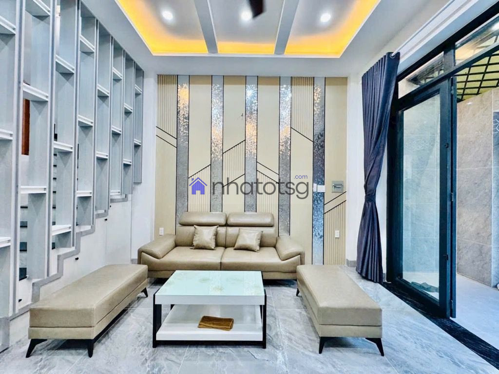 NHÀ ĐẸP XÂY MỚI CẠNH NGÃ TƯ THỐNG NHẤT - QUANG TRUNG