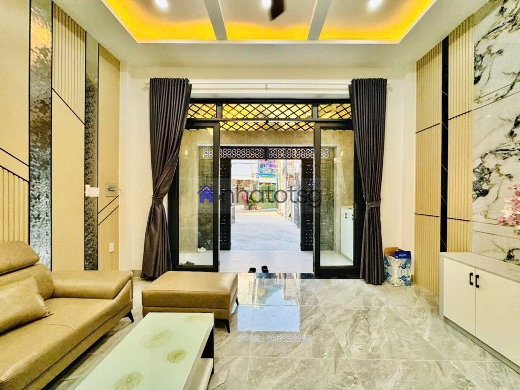 NHÀ ĐẸP XÂY MỚI CẠNH NGÃ TƯ THỐNG NHẤT - QUANG TRUNG