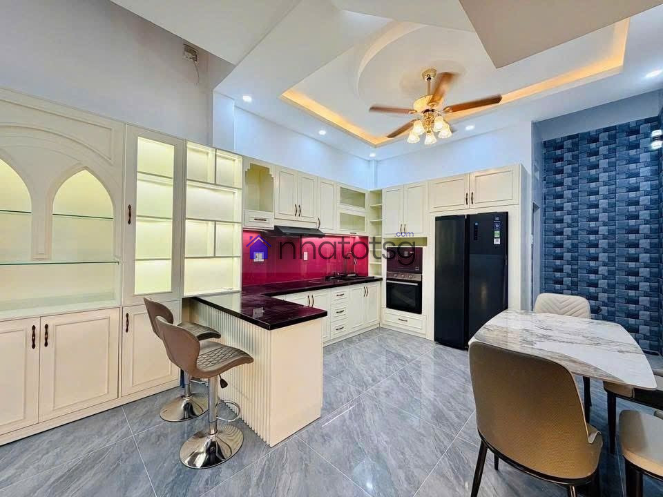 NHÀ 4 TẦNG MỚI ĐẸP - HXH - SỔ ĐẸP VUÔNG VỨC