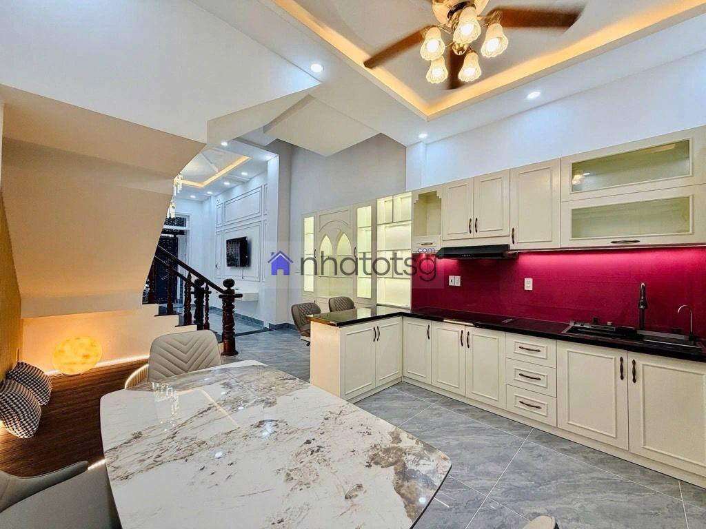 NHÀ 4 TẦNG MỚI ĐẸP - HXH - SỔ ĐẸP VUÔNG VỨC