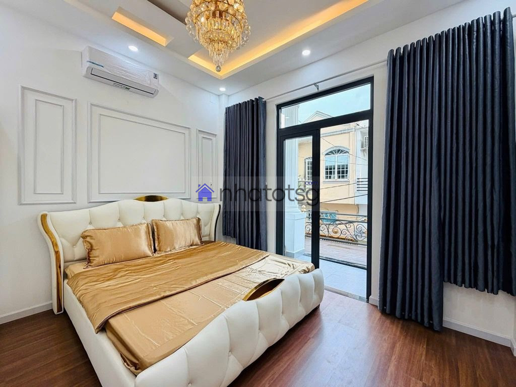 NHÀ 4 TẦNG MỚI ĐẸP - HXH - SỔ ĐẸP VUÔNG VỨC