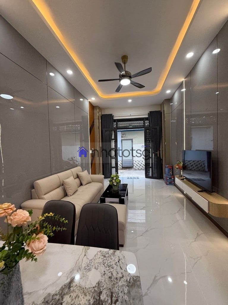 VỊ TRÍ ĐẸP, KHU AN NINH DÂN TRÍ, HẺM SẠCH SẼ,  TIỆN ÍCH XUNG QUANH KHÔNG THIẾU GÌ