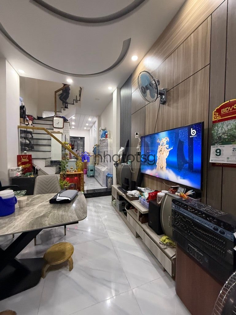 VỊ TRÍ CỰC ĐẸP. GẦN EMART2 PHAN HUY ÍCH, GẦN CHỢ TÂN SƠN, TRƯỜNG HỌC.