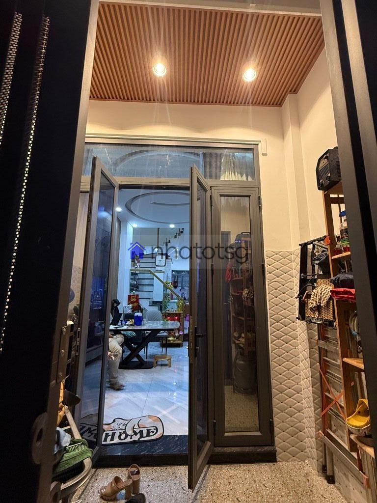 VỊ TRÍ CỰC ĐẸP. GẦN EMART2 PHAN HUY ÍCH, GẦN CHỢ TÂN SƠN, TRƯỜNG HỌC.