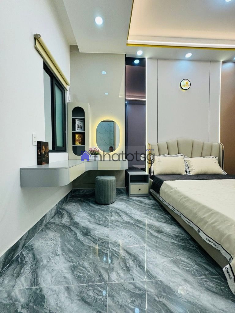 SAU CĂN TIỀN. GẦN TRƯỜNG HỌC CẤP CẤP 1 ĐẶNG THỊ TRÂM, CẤP 2 TÂN SƠN. GẦN SIÊU THỊ EMART.