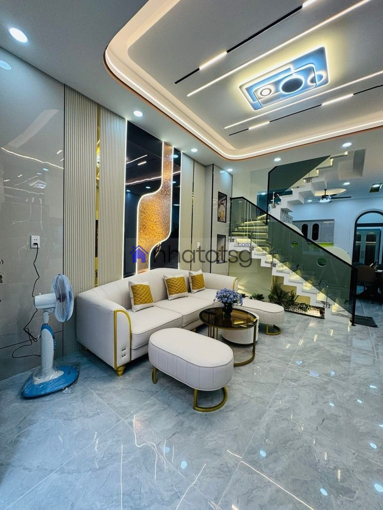 SAU CĂN TIỀN. GẦN TRƯỜNG HỌC CẤP CẤP 1 ĐẶNG THỊ TRÂM, CẤP 2 TÂN SƠN. GẦN SIÊU THỊ EMART.