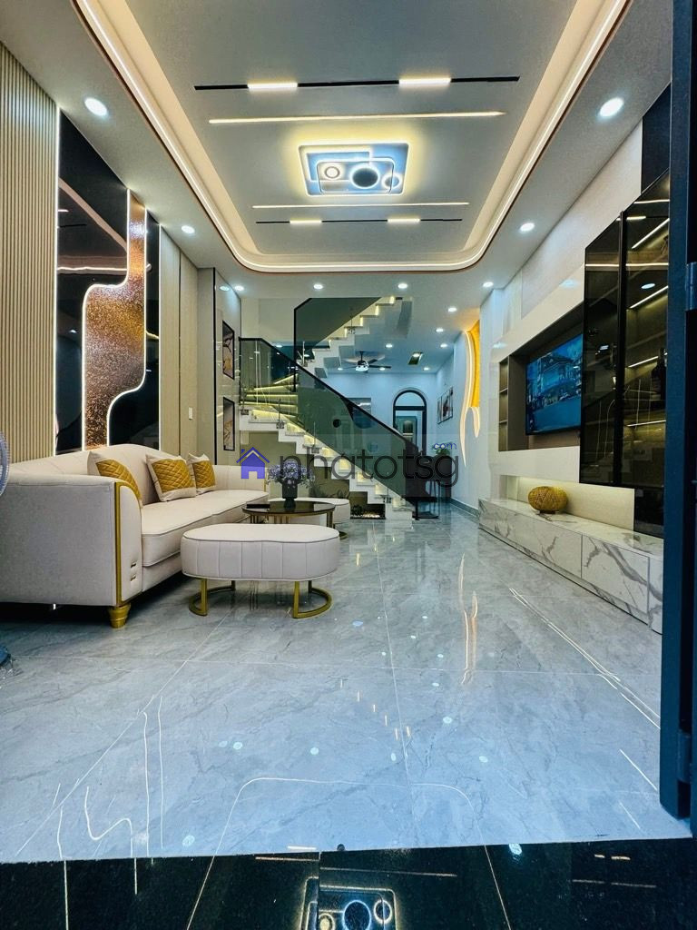 SAU CĂN TIỀN. GẦN TRƯỜNG HỌC CẤP CẤP 1 ĐẶNG THỊ TRÂM, CẤP 2 TÂN SƠN. GẦN SIÊU THỊ EMART.