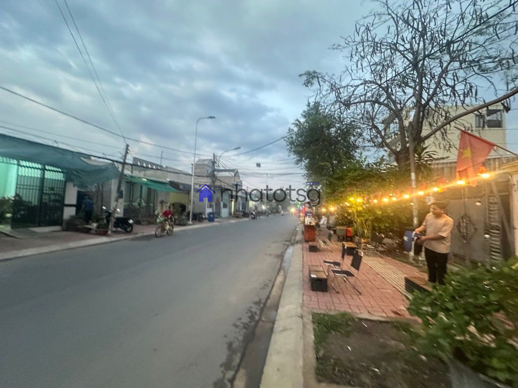 NHÀ MẶT TIỀN KINH DOANH TRƯỚC SAU - NGANG 5M - 2 TẦNG.