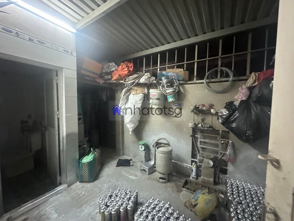 NHÀ MẶT TIỀN KINH DOANH TRƯỚC SAU - NGANG 5M - 2 TẦNG.