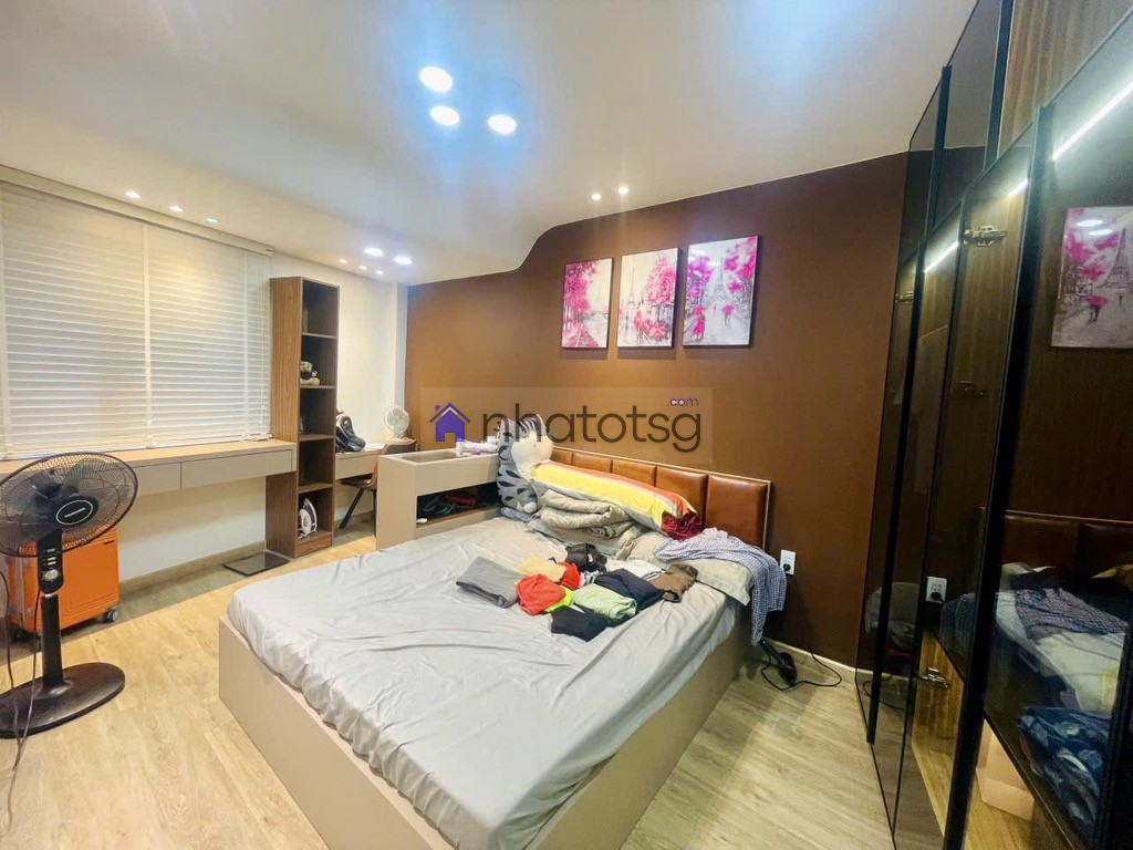 TRUNG TÂM GÒ VẤP - HẺM 8M THÔNG - NGAY CHỢ HẠNH THÔNG TÂY - NHÀ MỚI FULL NỘI THẤT.