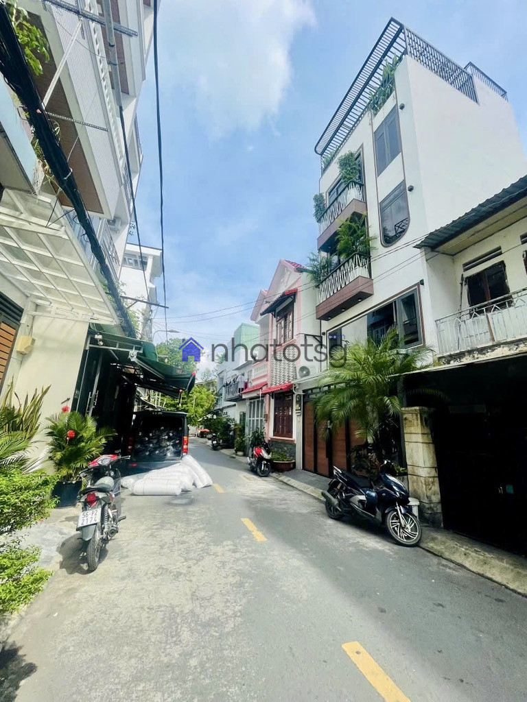 TRUNG TÂM GÒ VẤP - HẺM 8M THÔNG - NGAY CHỢ HẠNH THÔNG TÂY - NHÀ MỚI FULL NỘI THẤT.