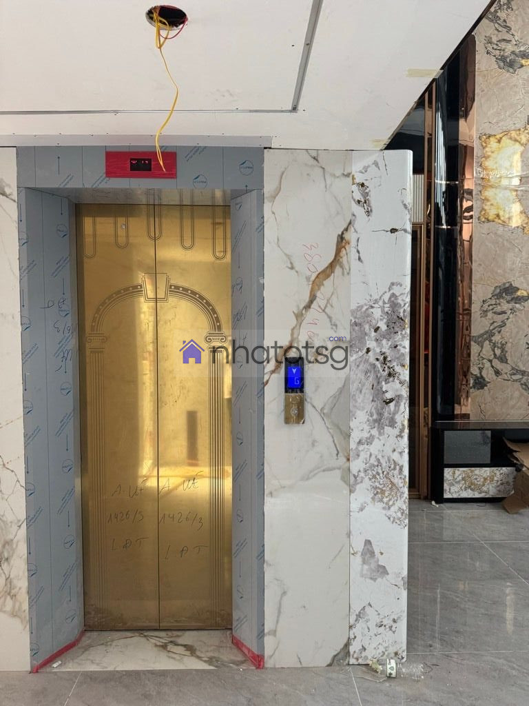 TRUNG TÂM TIỆN ÍCH- NHÀ MỚI 6 TẦNG THANG MÁY FULL NỘI THẤT CAO CẤP - VÀI BƯỚC CHÂN RA MẶT TIỀN.