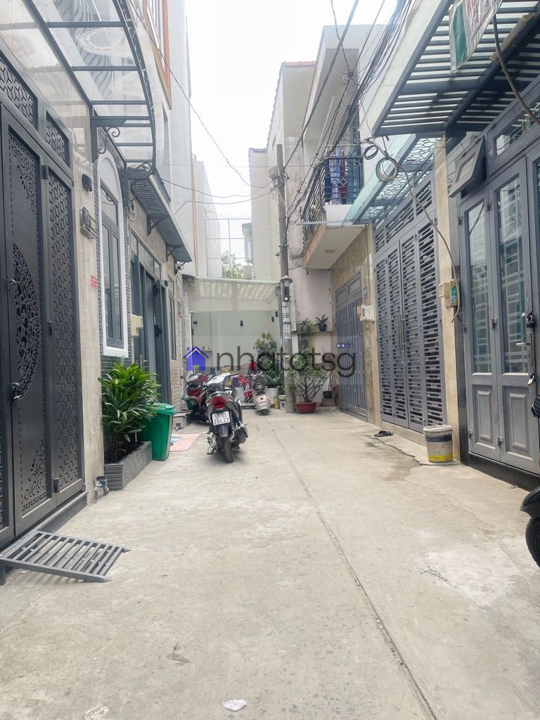 KHU CAO TẦNG - TẶNG FULL NỘI THẤT. NGANG HƠN 5M CỰC ĐẸP. KHÔNG QH - KO LỘ GIỚI - HẺM XE HƠI  - KHU DÂN TRÍ