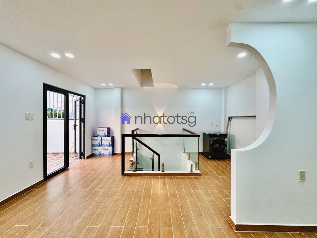 KHU CAO TẦNG - TẶNG FULL NỘI THẤT. NGANG HƠN 5M CỰC ĐẸP. KHÔNG QH - KO LỘ GIỚI - HẺM XE HƠI  - KHU DÂN TRÍ