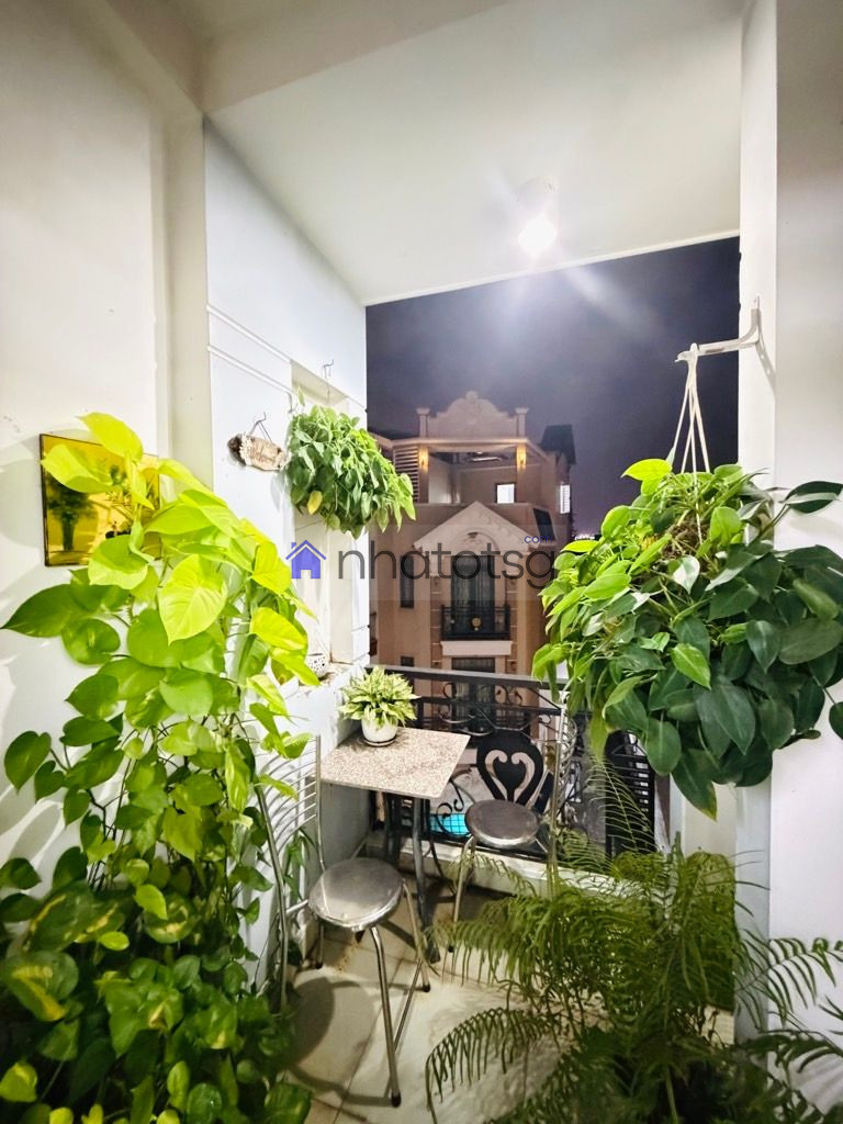 NHÀ 4 TẦNG CHÍNH CHỦ - HẺM Ô TÔ THÔNG - NGAY EMART 2